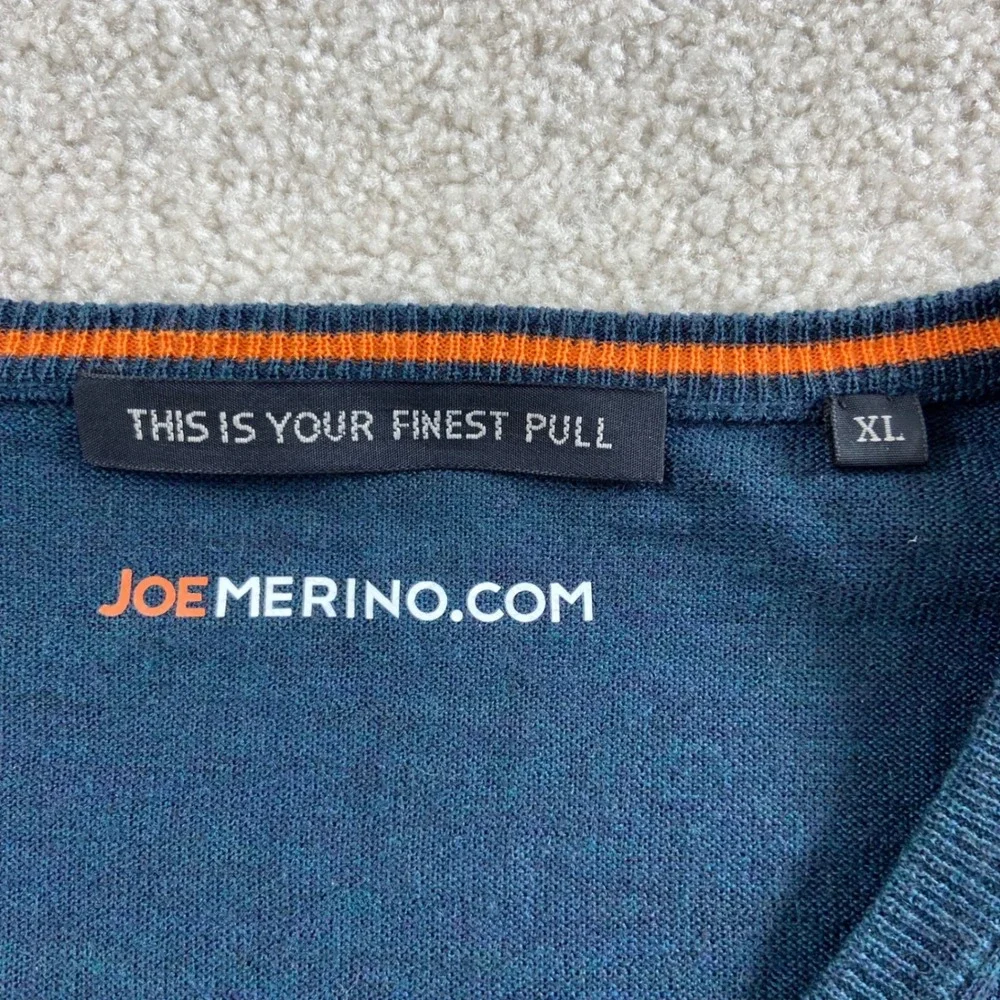 Joe Merino V-Neck Sweater Mens XL Blue 100% Extrafine Merino Wool Leo Knit